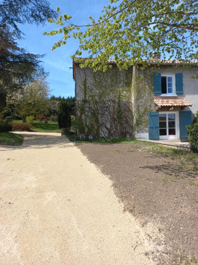 La Chapelle-de-GuinchayL'Eglantyne住宿加早餐旅馆 外观 照片